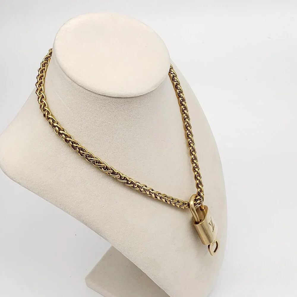 Authentic Louis Vuitton Gold Padlock w/ Unbranded Fashion Stainless Steel Chain - Picture 2 of 7